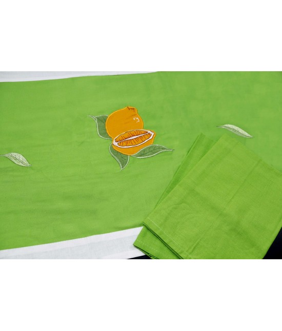 Runner tavola con bordo applicato - 1033. : Colore prodotto - Verde, Tessuto - Cotone, Variante - Arancia, Misura - 40x140 cm