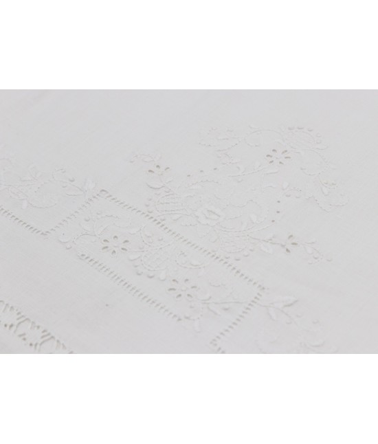 Completo asciugamani 1+1 in puro lino ricamati a mano con arabeschi: nb1362. : Colore prodotto - Bianco, Misura - Set asc. 1+1, Tessuto - Lino