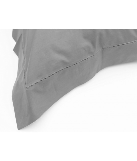 Completo copripiumino ricamato con punto ajour tinta unita composto da sacco + sotto con angoli + federa - ajour : Misura - Singolo, Colore prodotto - Grigio, Tessuto - Cotone